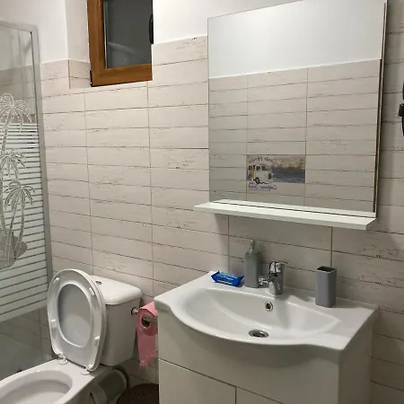 Privatunterkunft Nayana