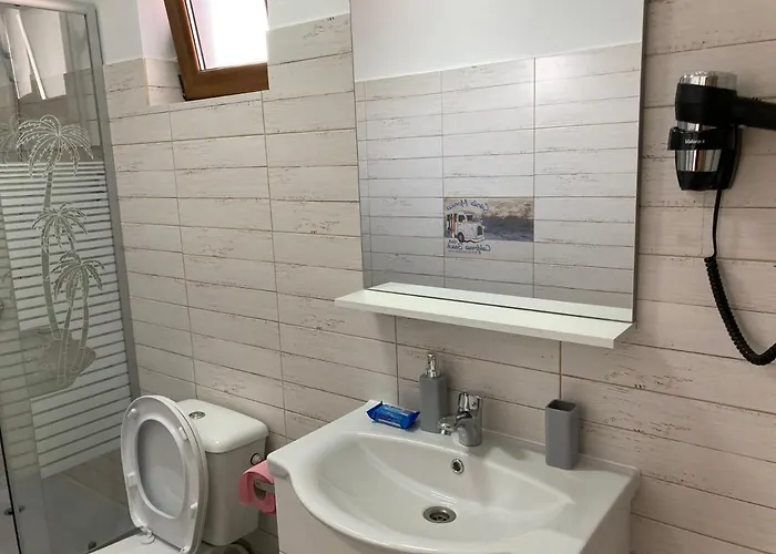 ホームステイ Nayana ヴァマ・ヴェケ